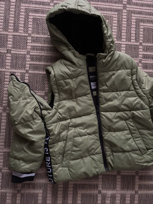 Куртка-безрукавка на хлопчика