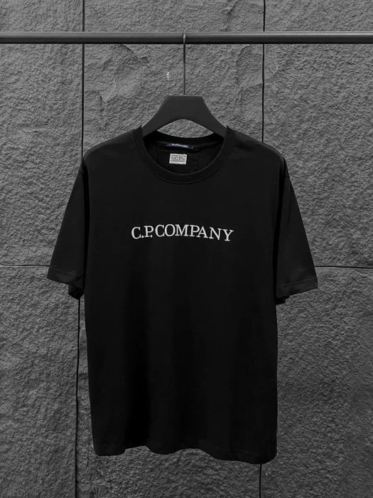 Футболка CP Company з вишитим лого | Розмір S,M,L