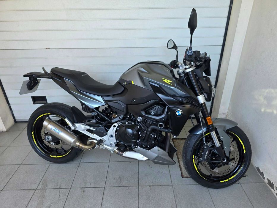 BMW F900R   2023
