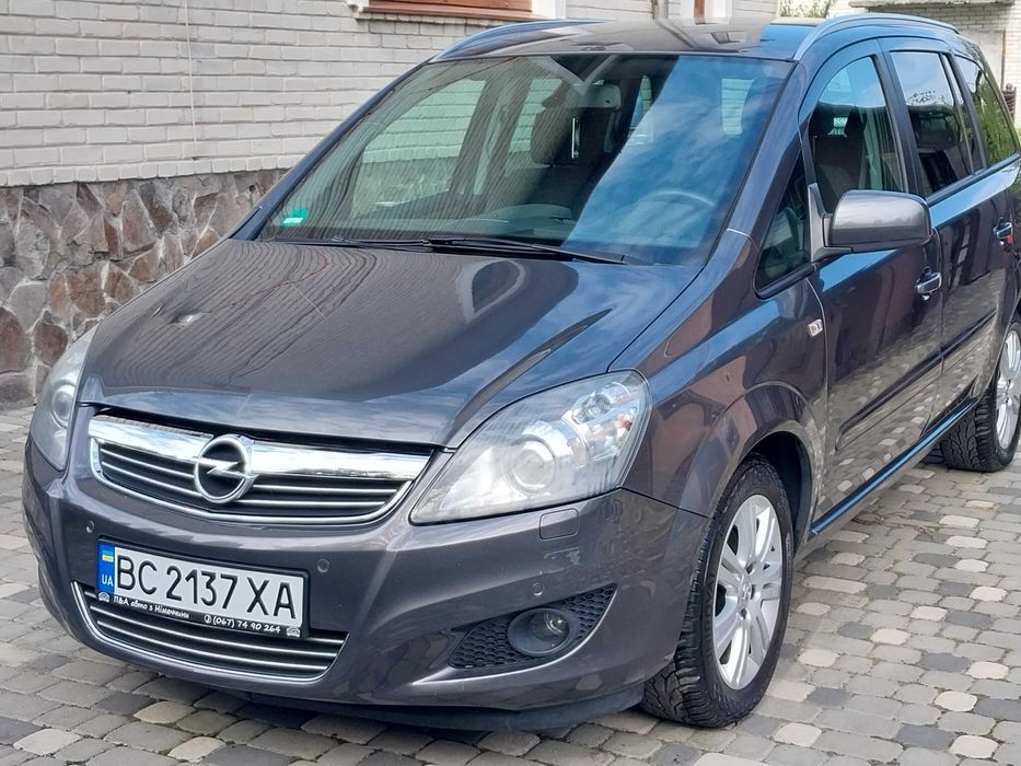 Opel Zafira 2011
