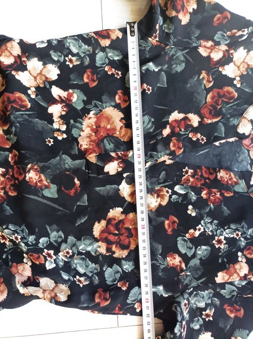 Sukienka rękawy 3/4