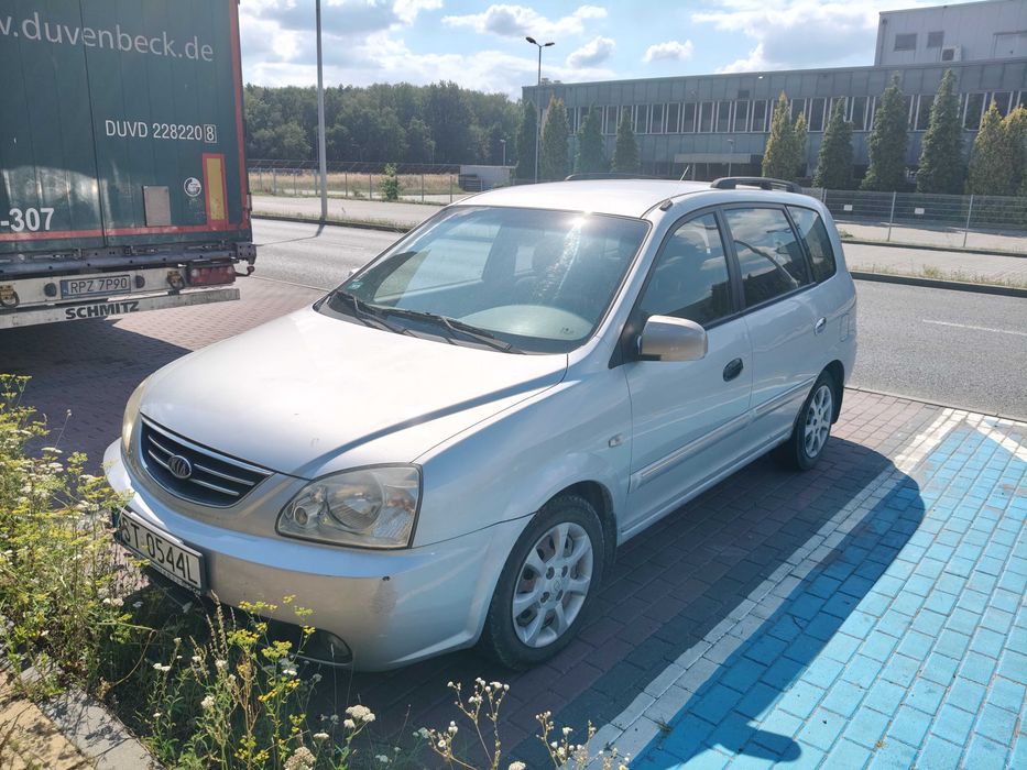 Kia Carens
