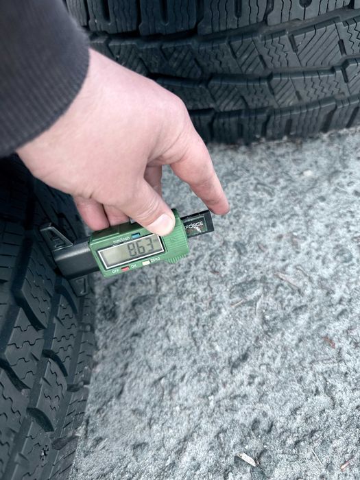 215 65 16 C Vredestein Comtrac 2 2024 90% Шини Літо