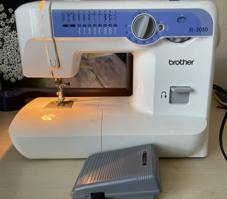 Швейна машинка Brother XL-5050, робоча