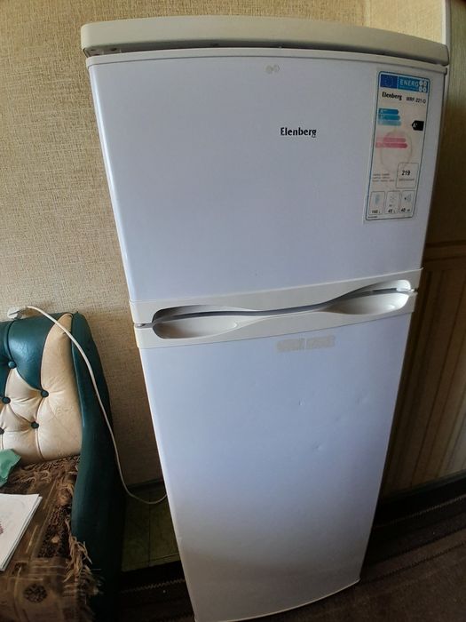 Продам холодильник