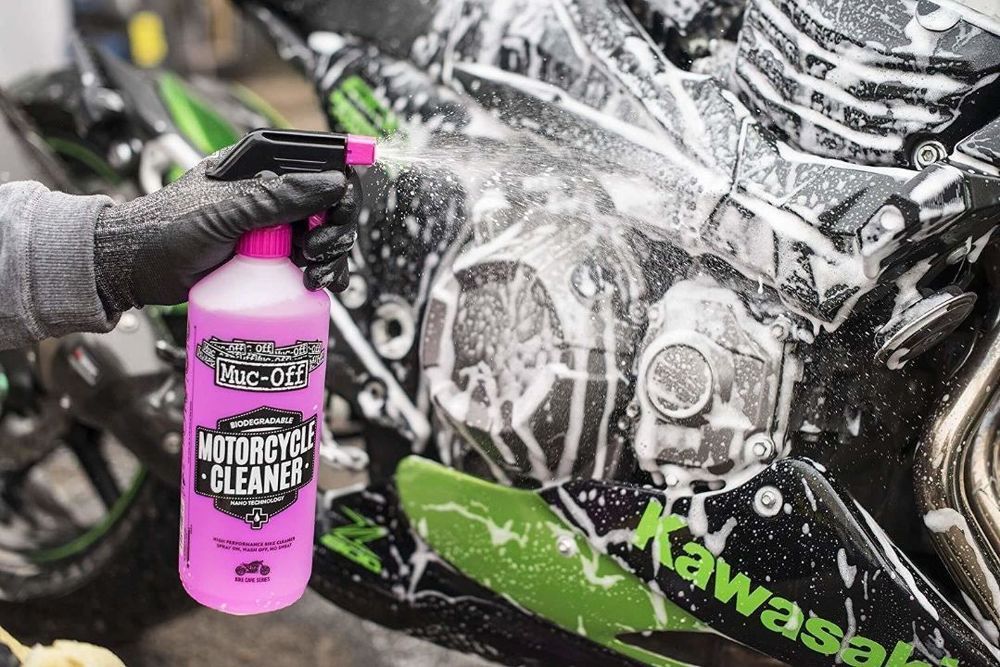 shampoo muc-off motorcycle cleaner  1l com difusor