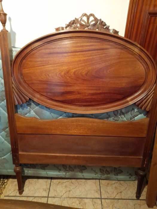 Mobilia completa de solteiro