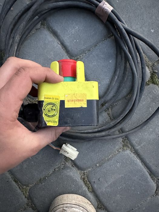 Kaseta z grzybkiem bezpieczeństwa GM01R4NP, kołnierz ochronny