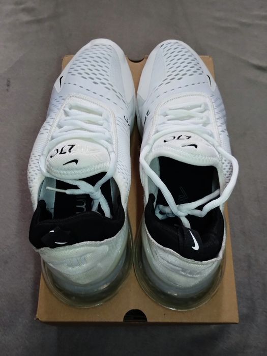 Кросівки Nike air max 270