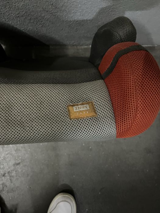 Banco para miudos entre 4 a 7 anos