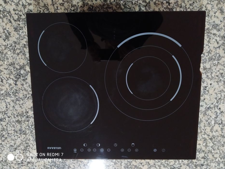 Placa vitro cerâmica