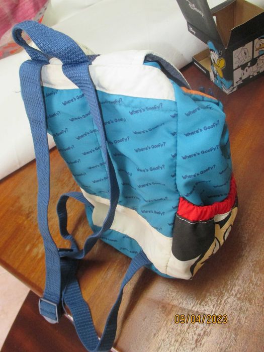 Mochila e caneca para crianças da Disney430007489628088324
