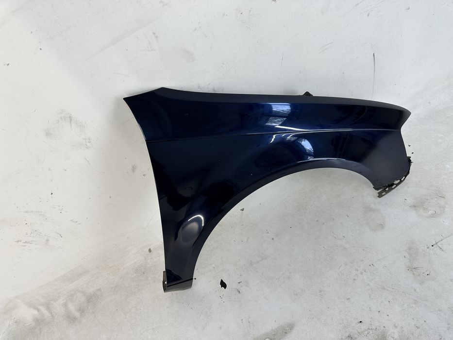 Audi A3 8P Lift błotnik prawy przedni przód LZ5A oryginalny lakier