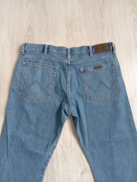 Jeansy Wrangler Bootcut Fit W36 L30