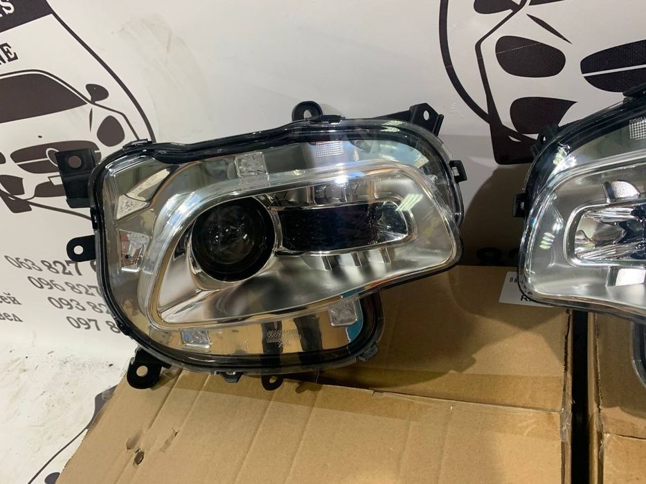 Фары Xenon Jeep Cherokee 2014 2015 2016 2017 2018