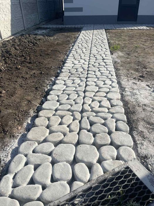 Укладка тротуарной плитки, брусчатки, доставка материалов