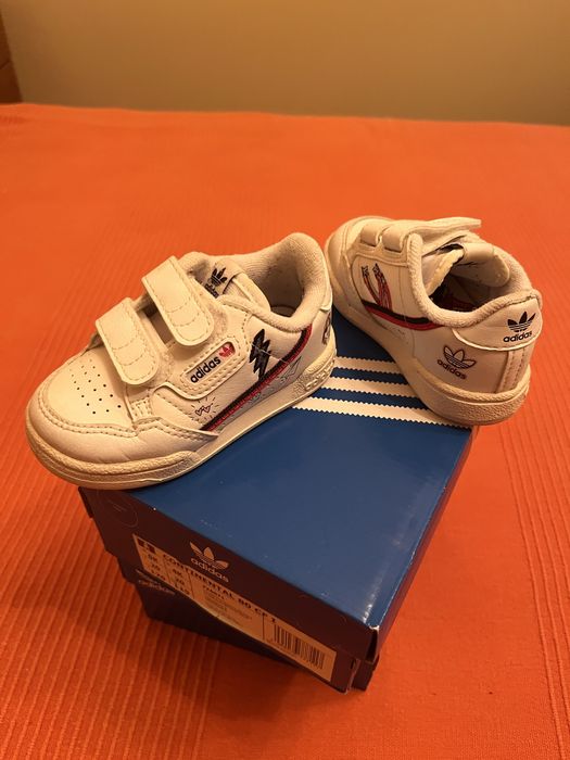 Sapatilhas Adidas Continental T20