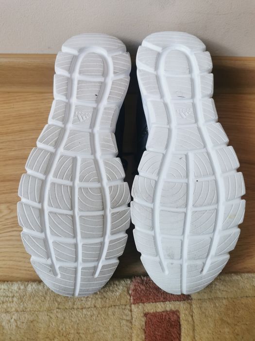 Adidas run cool 44 2/3