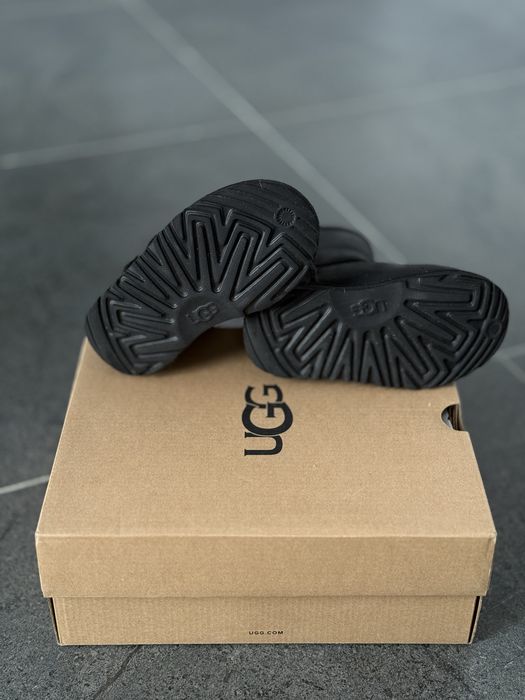 Дитячі зимові оригінальні угги ugg 27,5 розміру водонепроникні