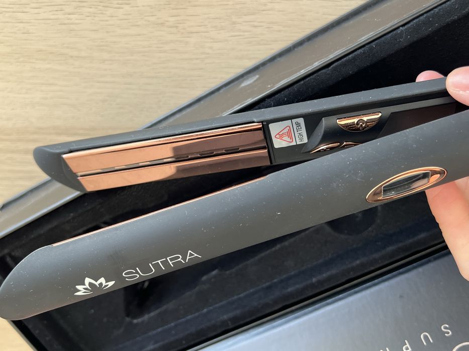Prancha de alisamento SUTRA Supreme IR Ionic  Infrared COMO NOVO