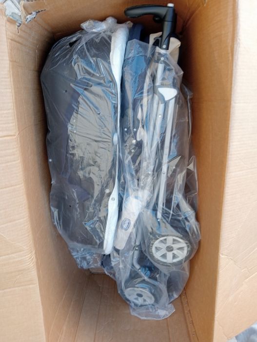 Conjunto de Alcofa + Ovo + Carrinho Bebé