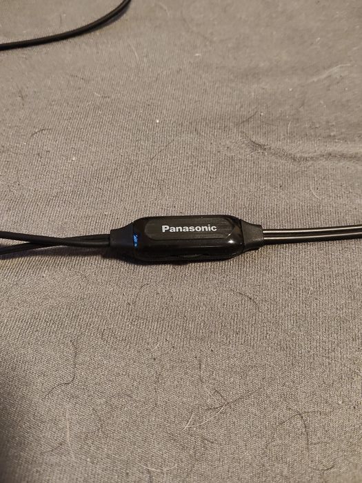 Słuchawki nauszne z kablem 5m. Panasonic