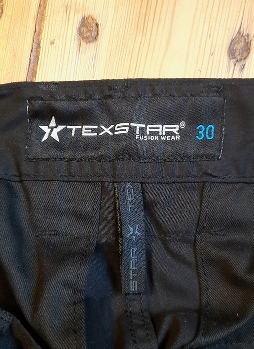 Czarne szorty spodenki funkcyjne  3/4 Texstar rozmiar M
Rozmiar z metk