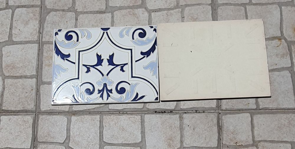 50 uni - Quadra Azulejo antigo Portugues - Fábrica de Louça de Ceres Coimbra