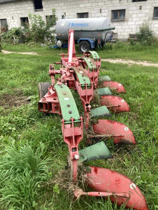 Pług zagonowy Unia Tur 3+1 Resor