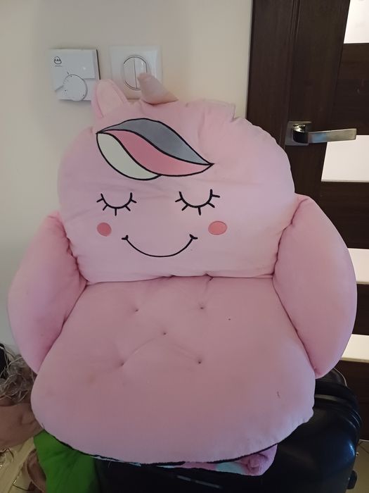 Fotel miękki oparcie jednorożec różowy Sinsay