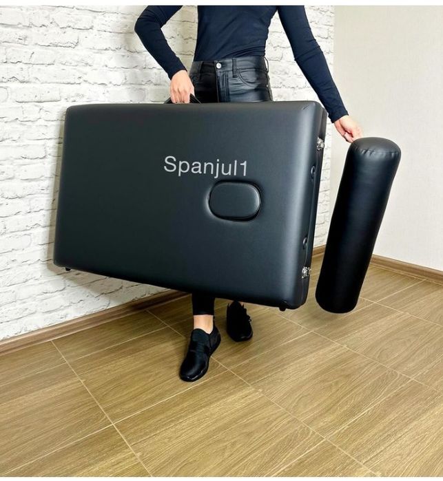 Продам новую кушетку.