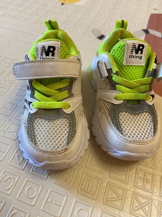 Кросівки дитячи