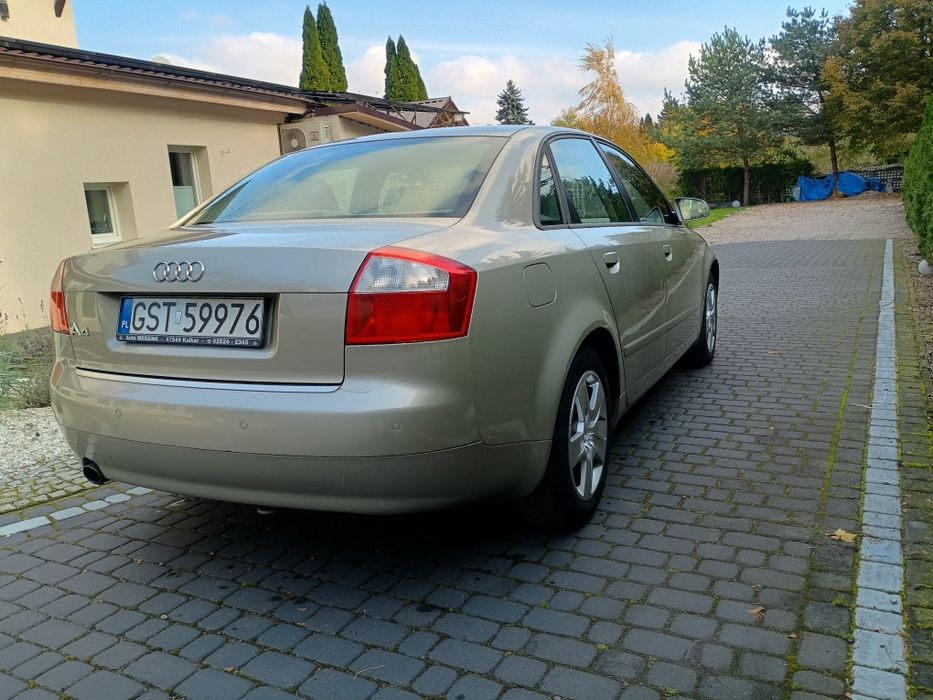 Audi A4 benzyna 1.6