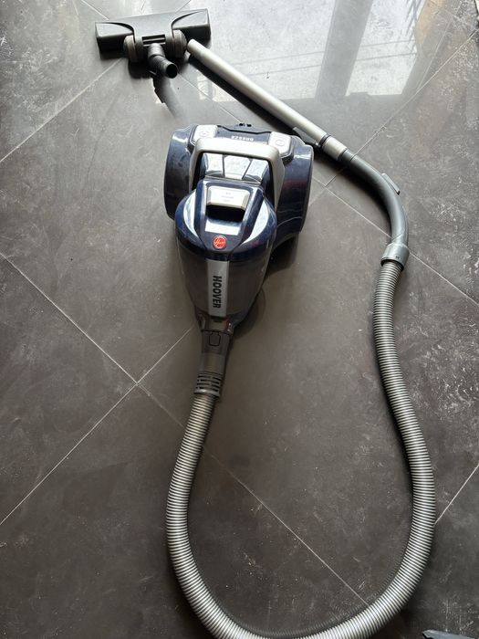 Odkurzacze z regulacja mocy do 1600