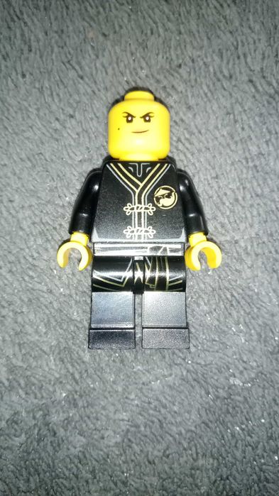 LEGO figurka ludzik  Ninjago Nya