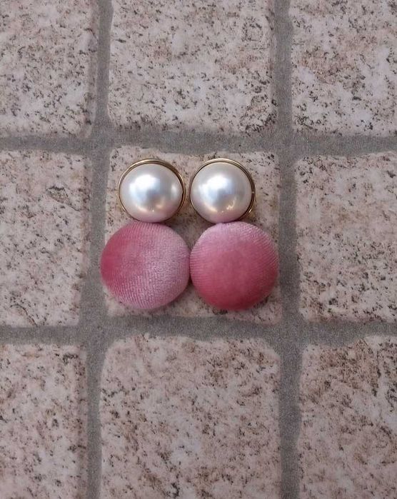 White and Pink Velvet Pearl Earrings
