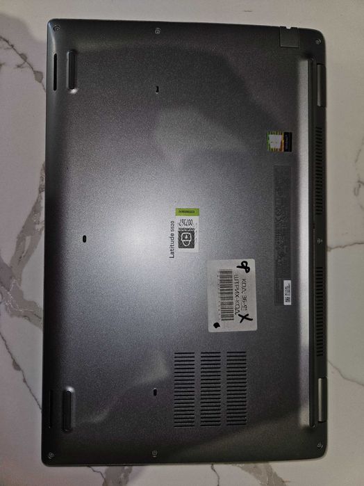 Dell Latitude 5520