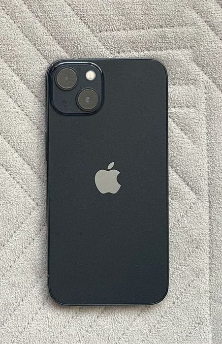iPhone 13 black 128Gb