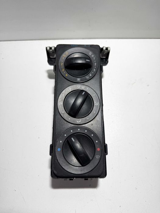 Panel Nawiewu Sterowania Klimatyzacji Mercedes Atego