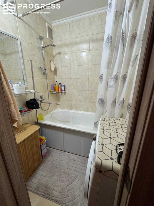 Квартира 1-кім ТЕРМІНОВИЙ ПРОДАЖ 50тис вул. Стуса