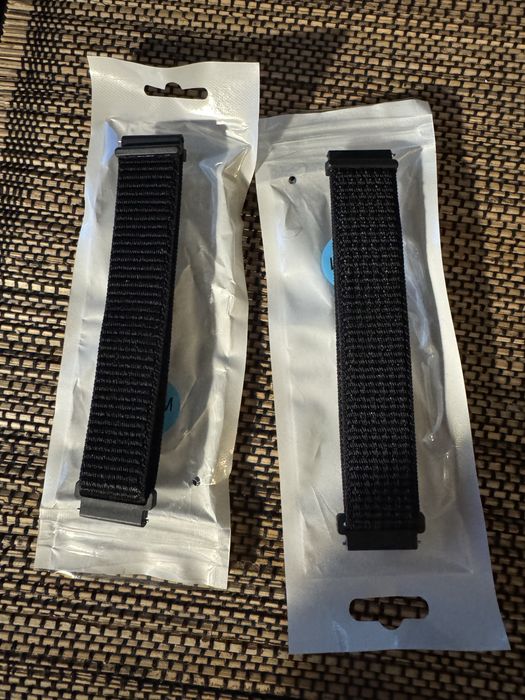 Мʼякий ремінець для годинника на липучці 22мм