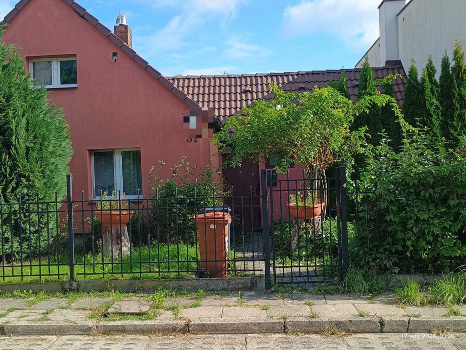 Sprzedam dom w atrakcyjnej lokalizacji z ogrodem! Bez pośredników !