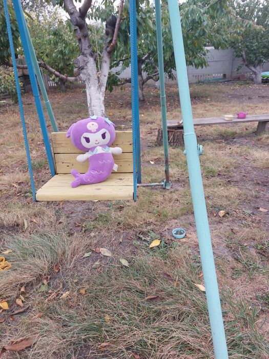 Продам гойдалку металеву, треба пофарбувати