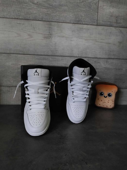 Nike Air Jordan 1 Mid 42,5, 43 44 44,5 45 45,5 Reverse Panda