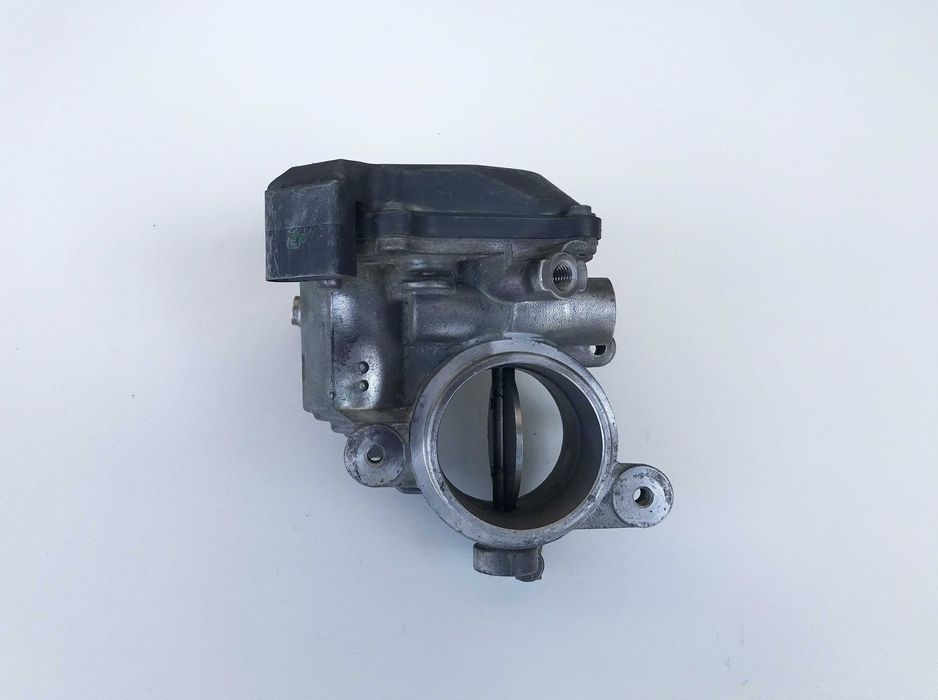 Дросельна заслонка Volkswagen Jetta. Passat B7. Touran - 2.0TDI