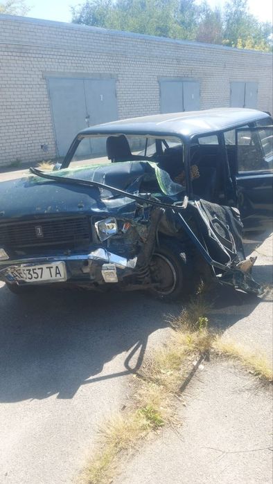 Продам ВАЗ 2104 на запчасті