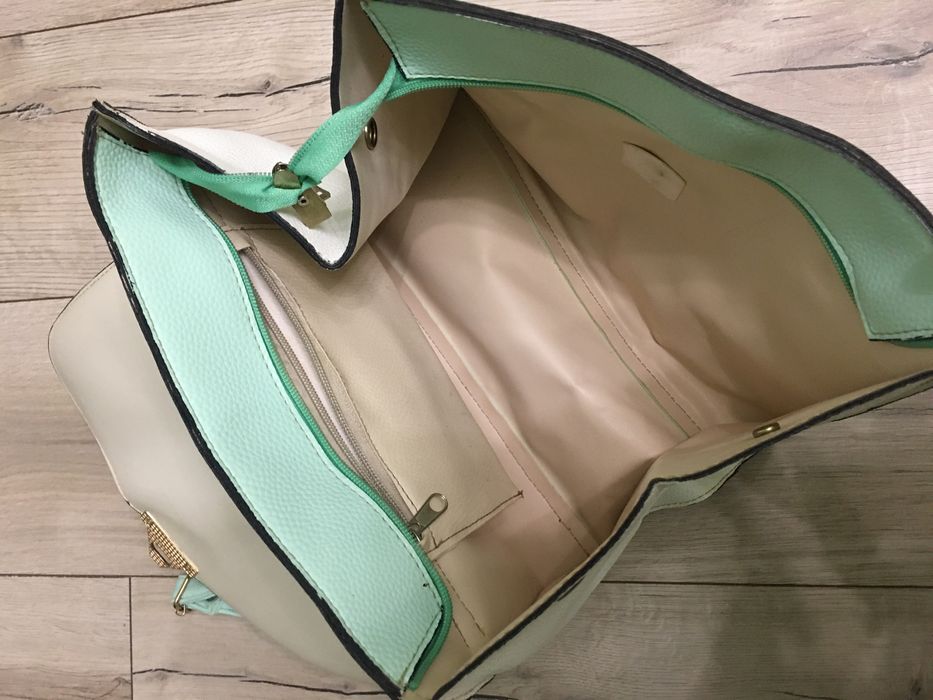 Сумка кожа.