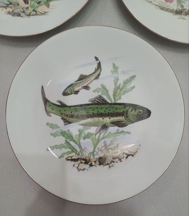Тарелки Фарфор. ГДР KAHLA. "Рыбки"