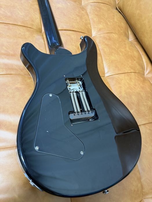 PRS SE Custom 24 Red Fire Burst