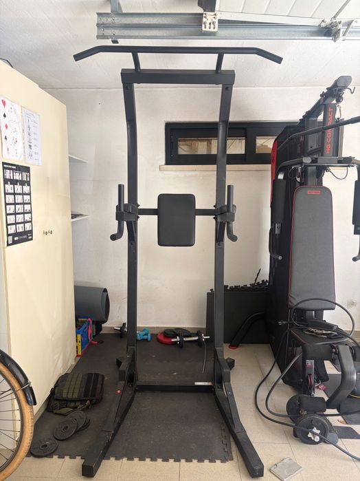 Cadeira romana de musculação